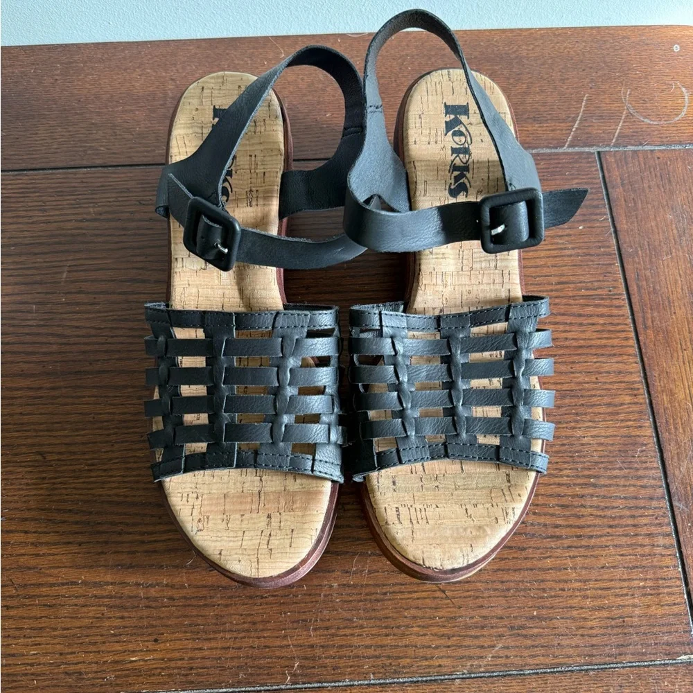 Korks Marley Strappy Black‎ Wedge Sandals 9